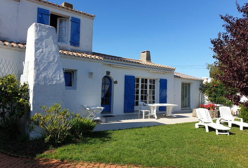 Charming house with enclosed garden, close to the beach and shops - La...