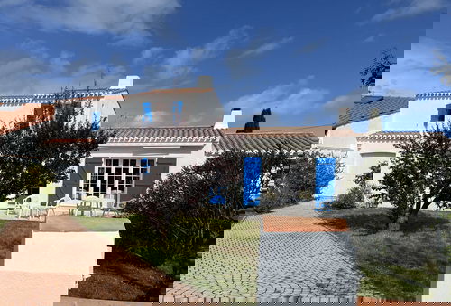 Charming house with enclosed garden, close to the beach and shops - La...