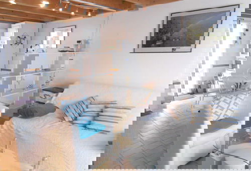 Small house of 40 m² terraced with enclosed garden