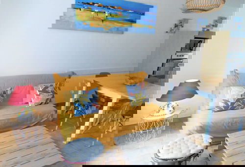 Nice renovated house located in a residence 200 m from the beach and shops at...