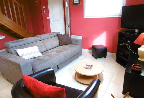 Recent house with garden located in a cul-de-sac 500 m from the beach and...