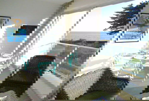 Beautiful sea view for this beautiful modern studio located in a residence on...