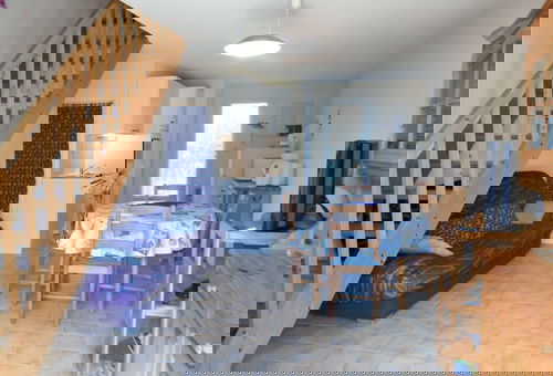 Small holiday house with enclosed garden located in a residence 200 m from...