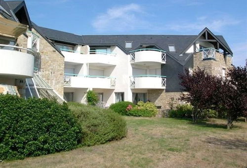 Carnac, close to beach and thalassotherapy, very nice and comfortable 3-room...