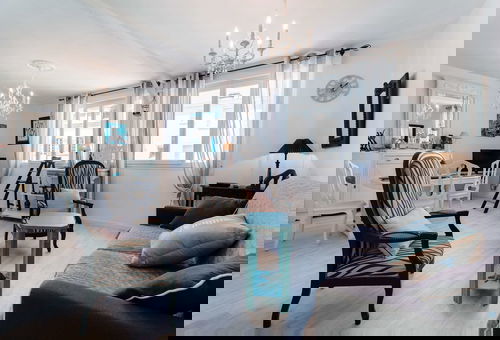 Carnac, Grande Plage & shops closeby, lovely 2-room apartment. Free Wifi