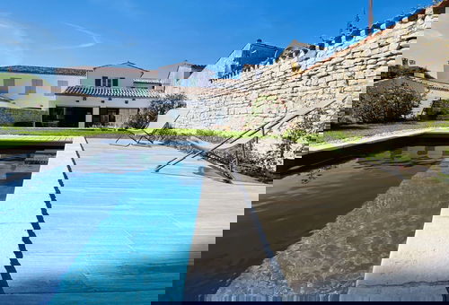 Très jolie maison avec piscine chauffée