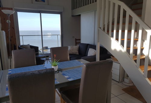 Appartement avec balcon proche de la plage du Chay à Royan.