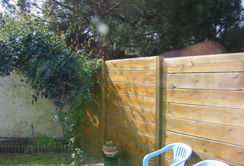 House with terrace and small garden located close to the market, Royan Park...