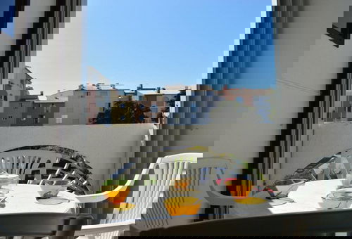 500m from the international golf course.