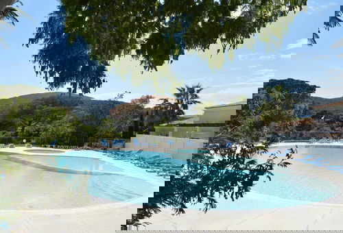 Apartment with a nice terrace and a swimming pool in a quiet and preserved area