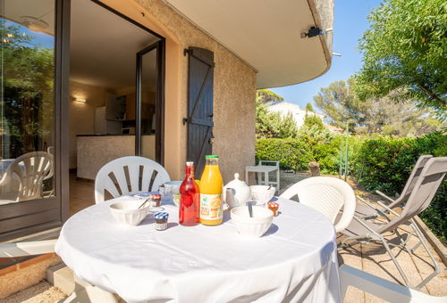 Apartment 2 bedroom Roquebrune-sur-argens