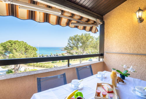 Apartment 1 bedroom Roquebrune-sur-argens