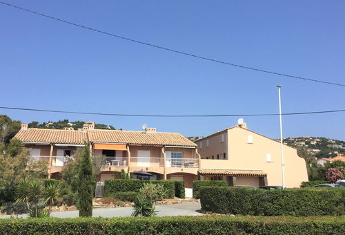 Apartment 1 bedroom Roquebrune-sur-argens