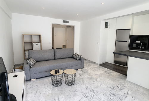 Appartement spacieux et contemporain, et sa terrasse baignée de soleil