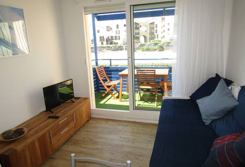 Strand zu Fuß erreichbar, kostenlose Parkplätze, Meerblick, zwei Schlafzimmer...
