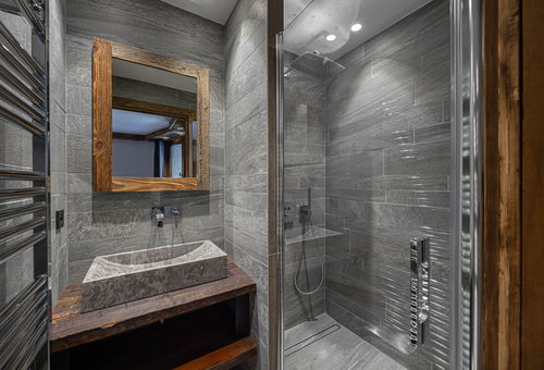MERIBEL VILLAGE- - MERIBEL LABELIN...
