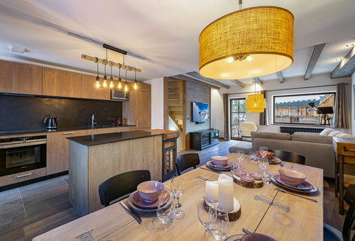MERIBEL VILLAGE - CHALET VICTOIREOVERVIEWChalet of...
