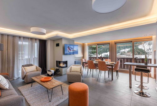 A proximité des remontées mécaniques.