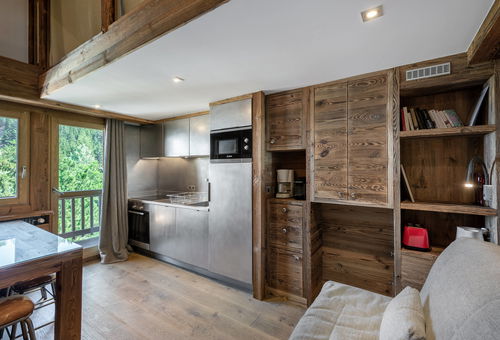 Modern style for this apartment, 300m from the slopes, ski school