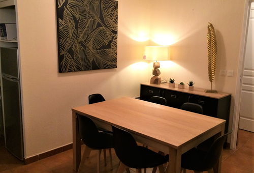 Rental in a domain with shared swimming pool