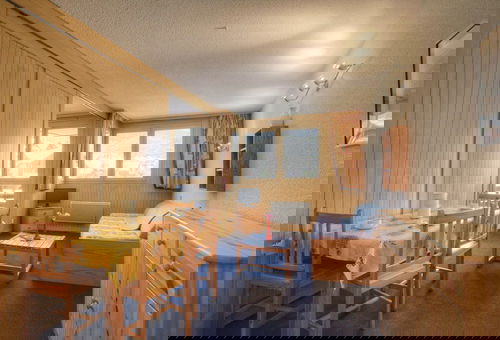 Right In The Center Of The Serre Chevalier Ski Resort - Chantemerle