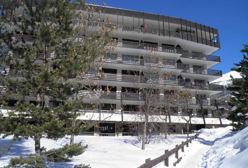 Les plus de cette location à la montagne : Parking joint à la résidence.
