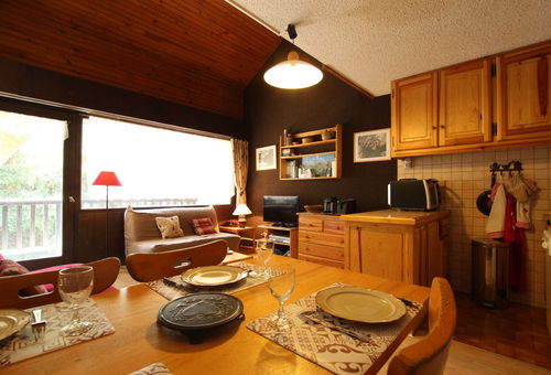 Mountain Corner Studio - Approximately 40m² - Sleeps 6 - Chantemerle