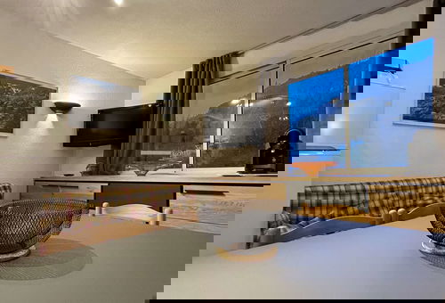 Flat with balcony overlooking the river and mountains - Briançon