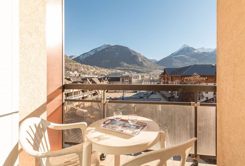 In Pistennähe und Südbalkon mit Panoramablick - Briançon
