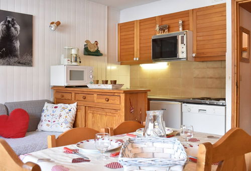 Méribel (73) - CENTER - Residence L'AROLAZ 1
Studio apartment 50m from the...