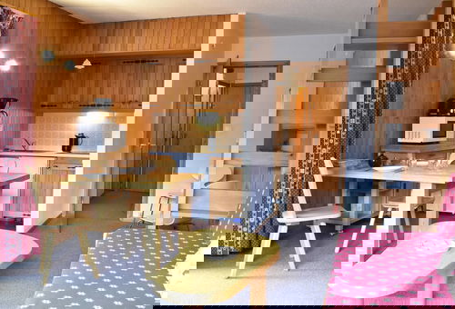 Located 400 metres from the slopes, close to shops and restaurants - Méribel