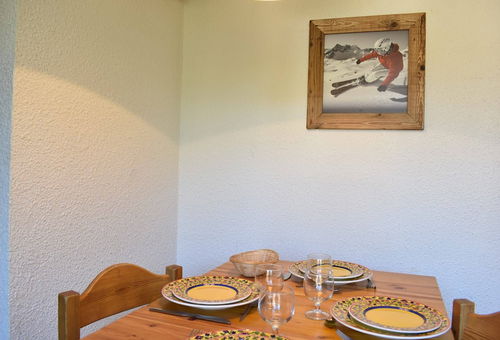 Appartement proches commerces et des pistes (250m) dans le quartier Altitude...