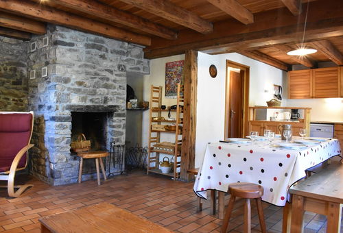 Bergatmosphäre für dieses Familienchalet im Weiler La Gittaz
