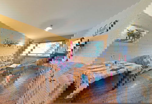 Appartement au Chinaillon avec une magnifique vue sur le domaine et la...