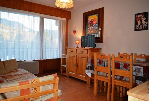 Studio im Zentrum des Dorfes mit Südbalkon