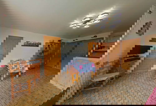 Two Bedroom Apartment On The Ground Floor In A Place Called Le Replein