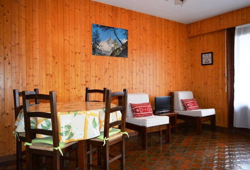 Appartement en rez de jardin situé dans le Hameau de Suize