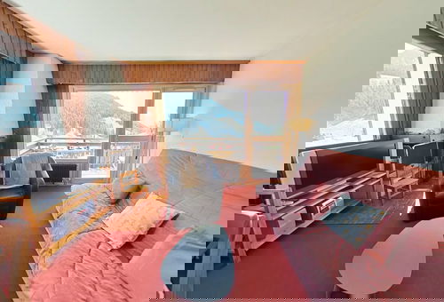 In the Hamlet of Suize, Holiday Apartment on the Ground Floor