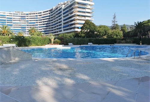 Holiday Apartment For 4 People With Swimming Pool Close To Beaches