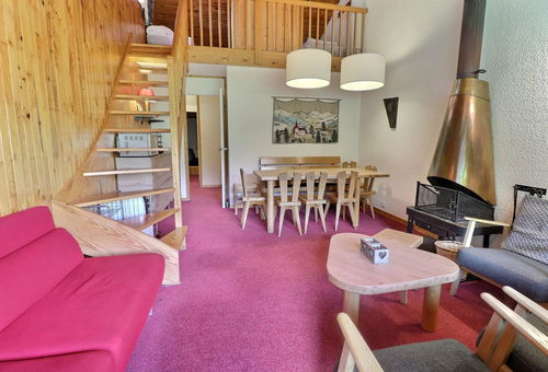 100m From The Lifts, Apartment With Mezzanine