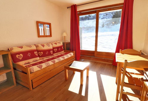 Studio de bord de pistes en rez de chaussée