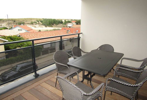 Bel appartement à 200m des plages