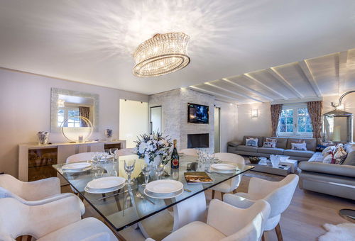 Magnificent chalet in Moriond 1650 in a contemporary chic style, 2 steps from...