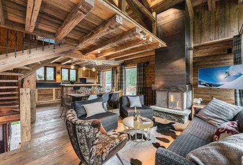 Situation idéale pour ce magnifique chalet aux prestations luxueuses dans le...