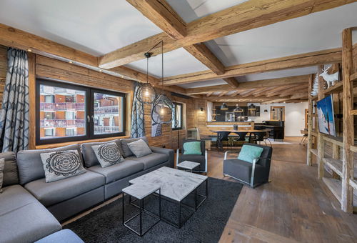 Panoramic view from Solaise to Bellevarde for this bright apartment with...