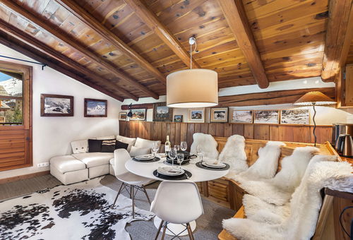 Skis aux pieds pour cet appartement sur les traces de Jean Claude Killy !