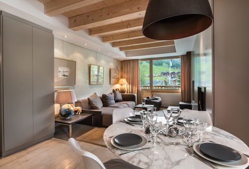 Charming Duplex Apartment Ski In Ski Out