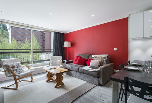 Beautiful Modern Apartment With A South Facing Terrace 2 Steps From The Ski...