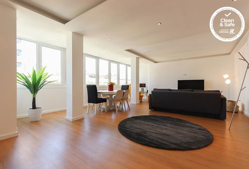 New renovated apartment located next to &quot;Avenida da Liberdade&quot;.