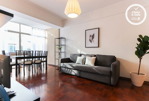 This modern, spacious and bright apartment with elevator is located...